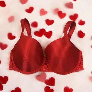 Self expressions by Maidenform brassierre red size 34D lace underwires .…